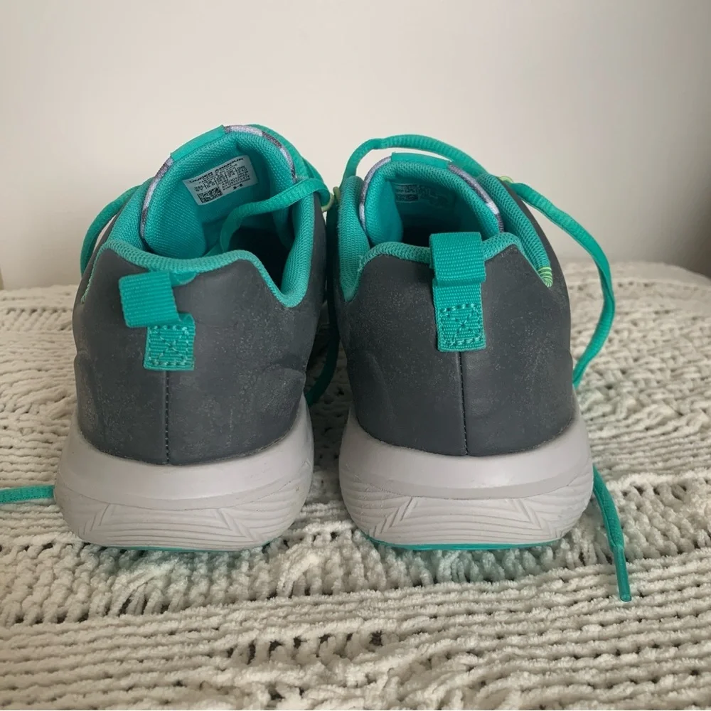Youth Girl’s 6Y UNDER ARMOUR Charged 24/7 Gray Teal Running Athletic Sneakers